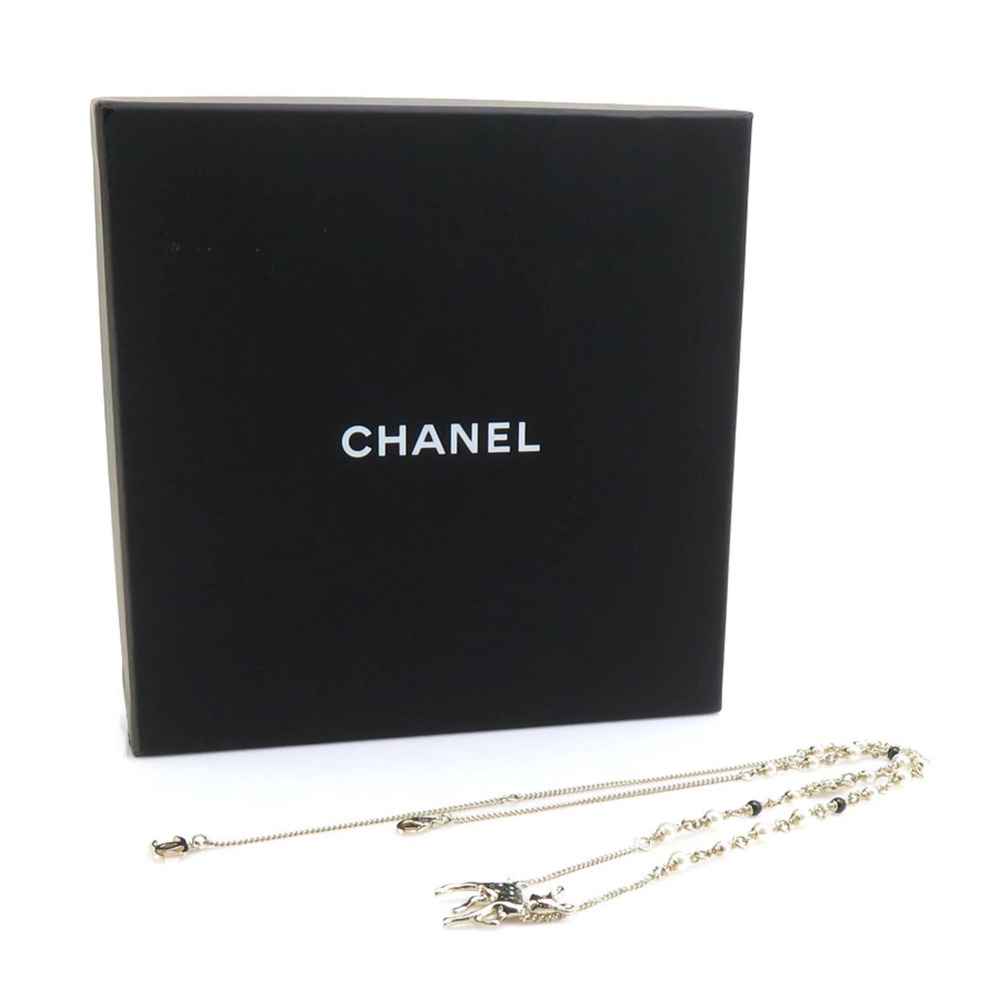 CHANEL White Pearl Necklace - Picture 11 of 11